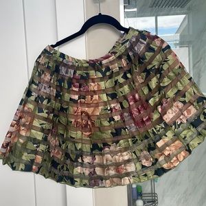 Floral pleated mini skirt